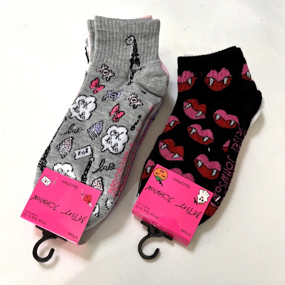 Betsey Johnson 9 Pair Quarter Socks Womens 5-10 Paris Fangs Hearts Fashion NWT